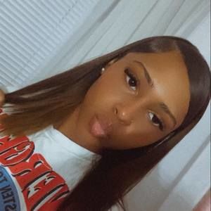 Meet your Posher, Aleah